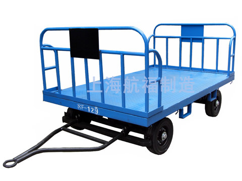 2T前后围栏散货车